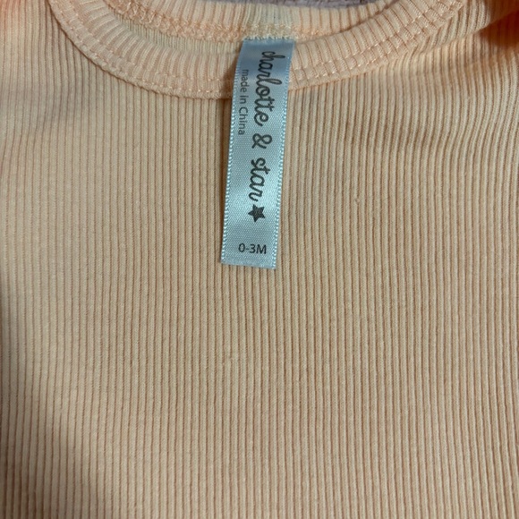 Charlotte & Star 2 Piece Baby Girl Ribbed Bodysuit Sizes 0-3 Months Mint / Peach - Picture 2 of 3